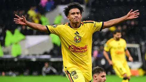 Isaías Violante celebra su gol en la Leagues Cup.