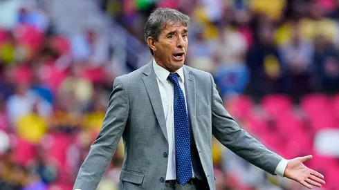 Guillermo Almada sabe que el plantel necesita reforzarse.