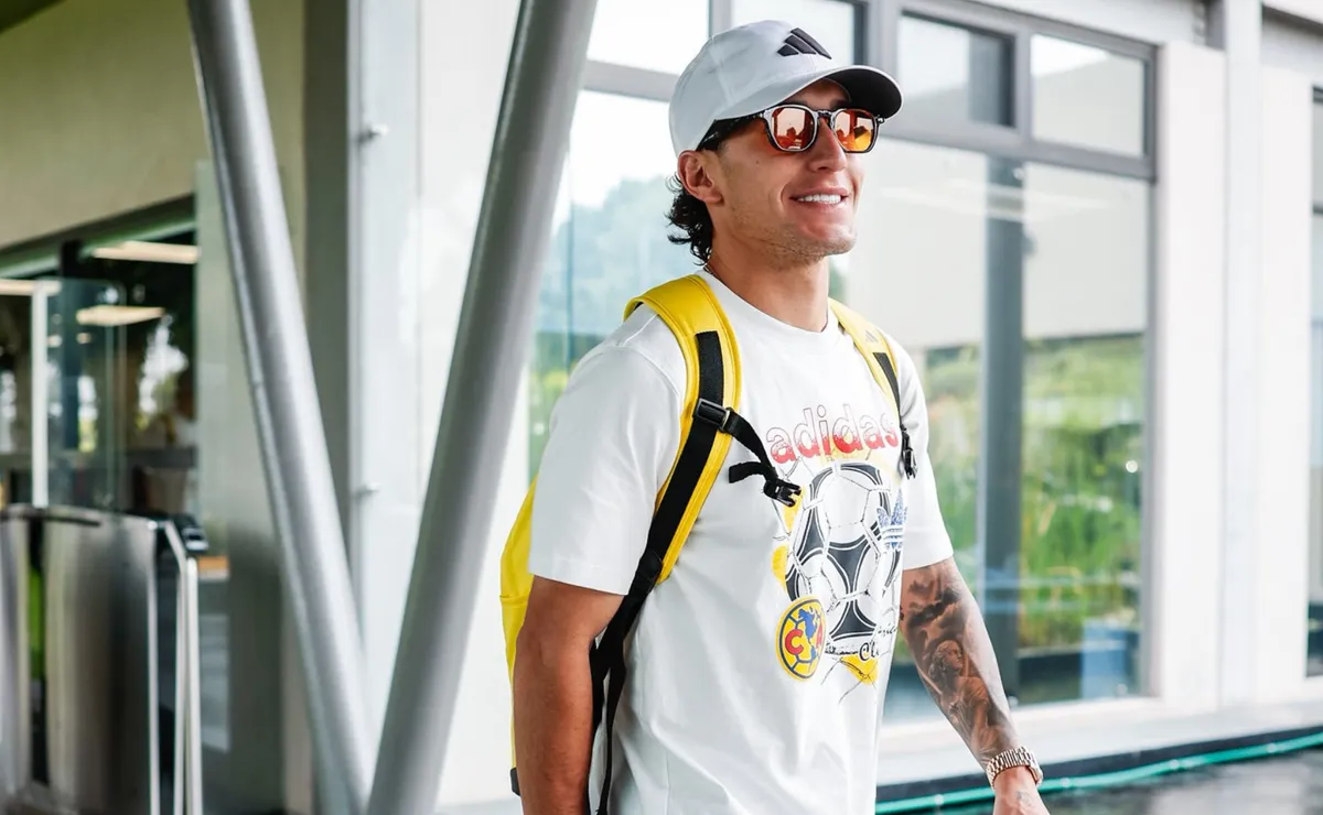 El motivo por el que Alejandro Zendejas no juega ante Juárez pese a que viajó con el resto del equipo