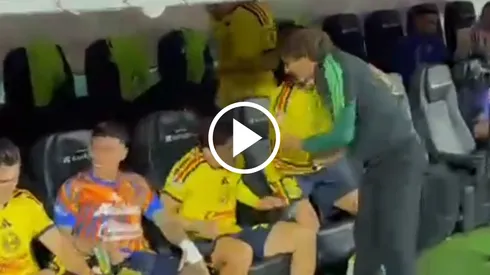 Guillermo Ochoa se acercó a saludar a sus ex-compañeros.