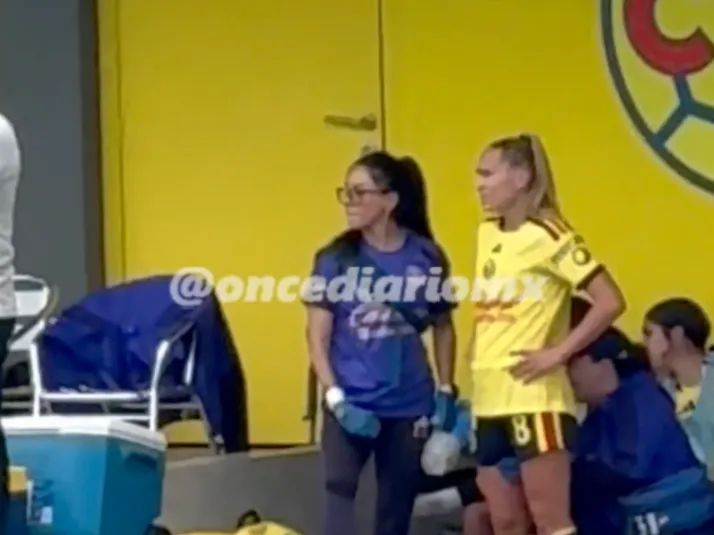 Irene Guerrero abandona la cancha ante Xolas y enciende las alarmas