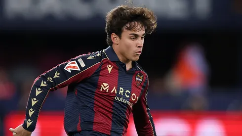 América habría ofertado por Carlos Álvarez de Levante.