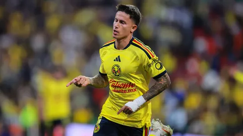 Brian Rodríguez celebra su gol contra Puebla en el Torneo Apertura 2026 de la Liga MX.