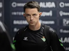 Betis definió el futuro de Fidalgo en el último día de mercado en España
