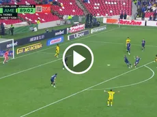 ¡Óscar Perea aparece y firma el segundo gol del Club América vs Cruz Azul!