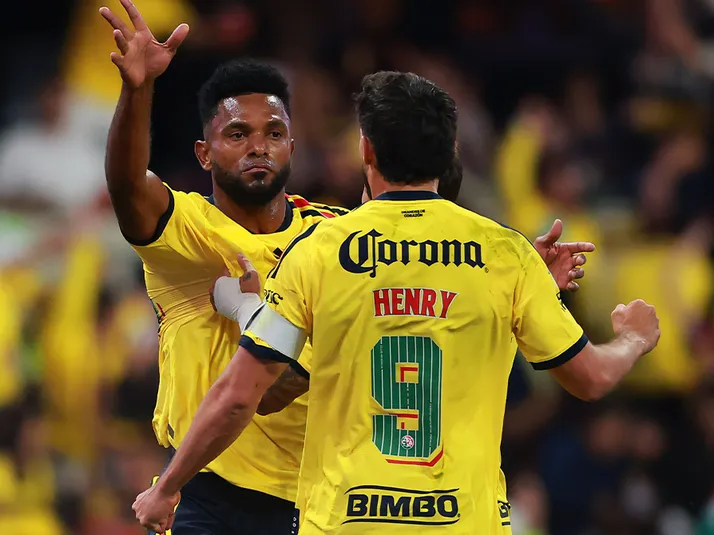 Miguel Borja y Henry Martín apuntan a la titularidad en América