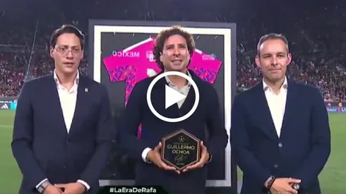 Ochoa tuvo homenaje por su trayectoria con el Tri previo al México vs. Chile