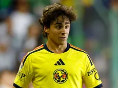 Siempre sí: Carlos Álvarez se recuperó y será titular ante Pachuca