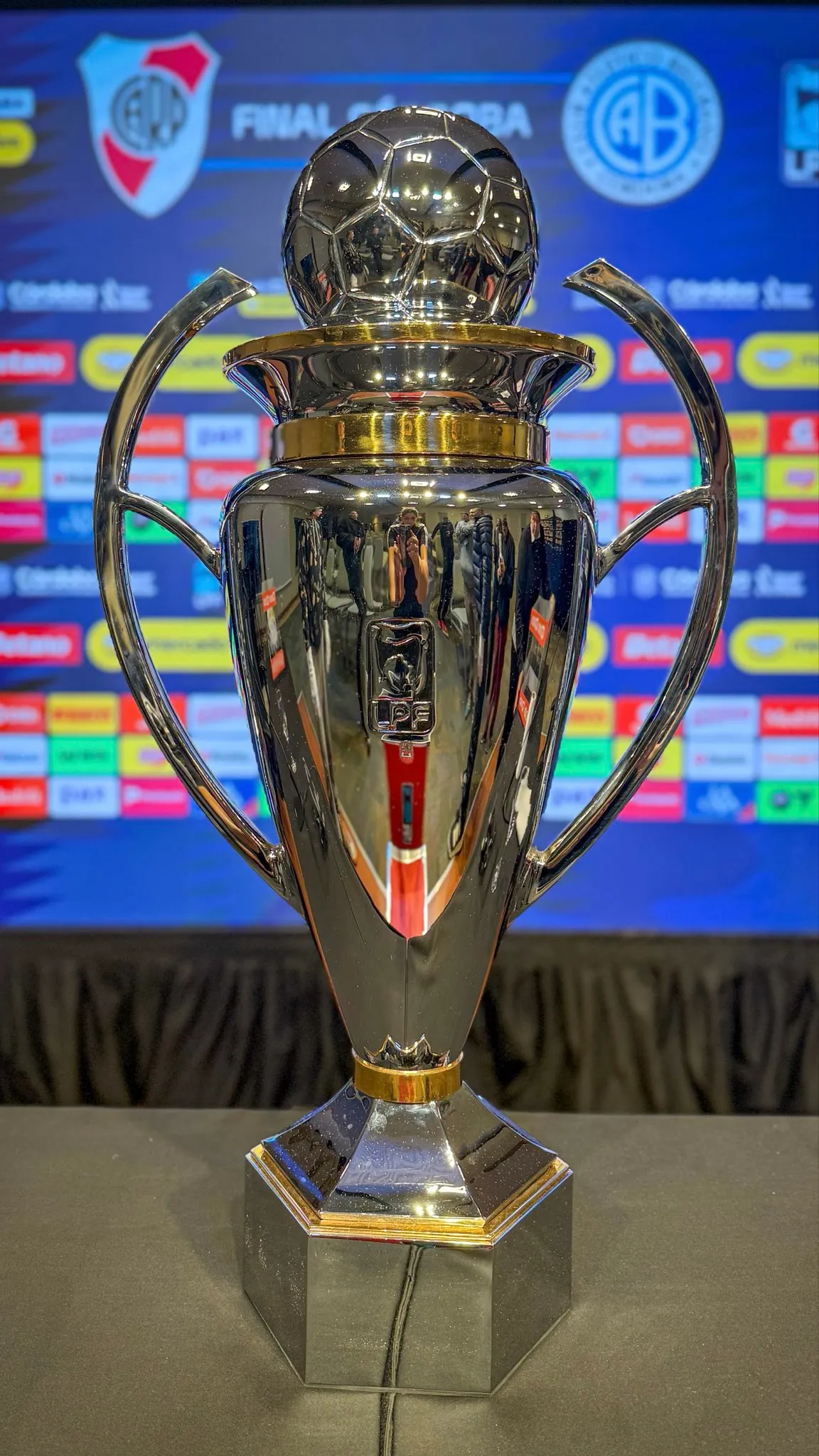 El trofeo de la LPF: River lo levantó en 2021 y 2023-