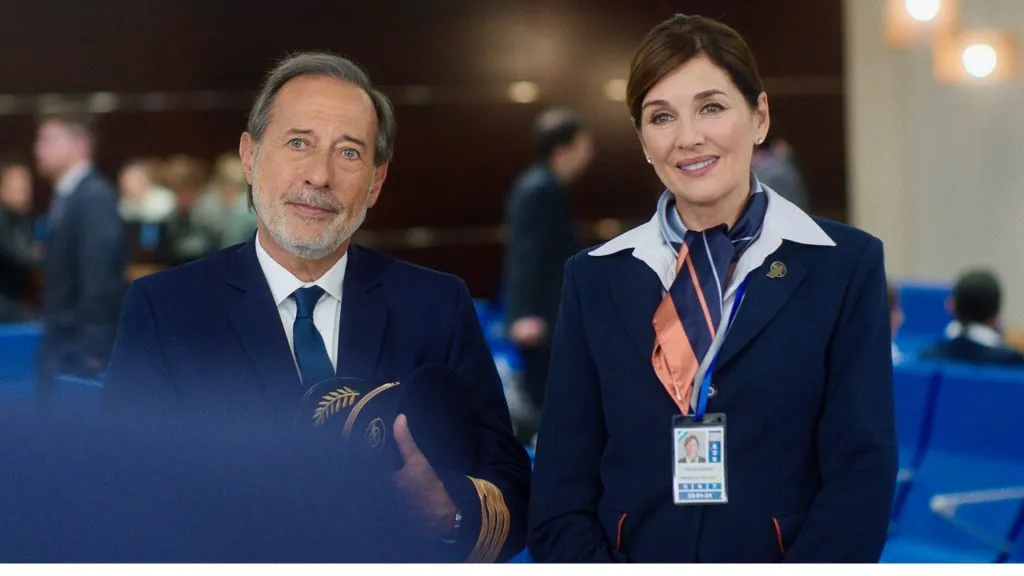 Guillermo Francella y Andrea Frigerio en La Extorsión. (Warner Bros.)