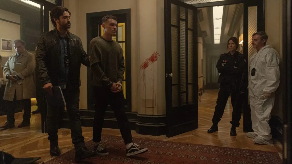 Aitor Luna es Cabrera. Foto: (Netflix)