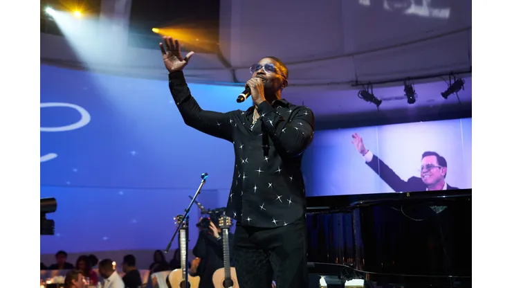 Mike Tyson dio por accidente detalles de la salud de Jamie Foxx