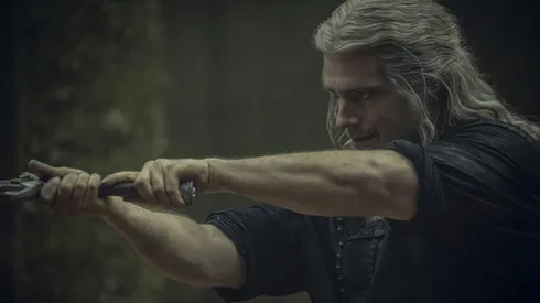 Henry Cavill protagoniza la temporada 3 de The Witcher.