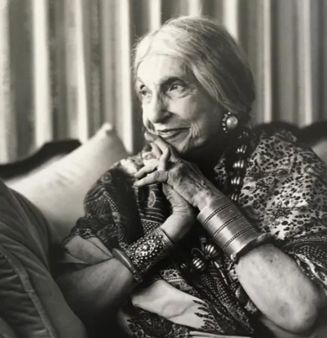 Beatrice Wood en una de sus últimas fotos. Imagen: Clarín.