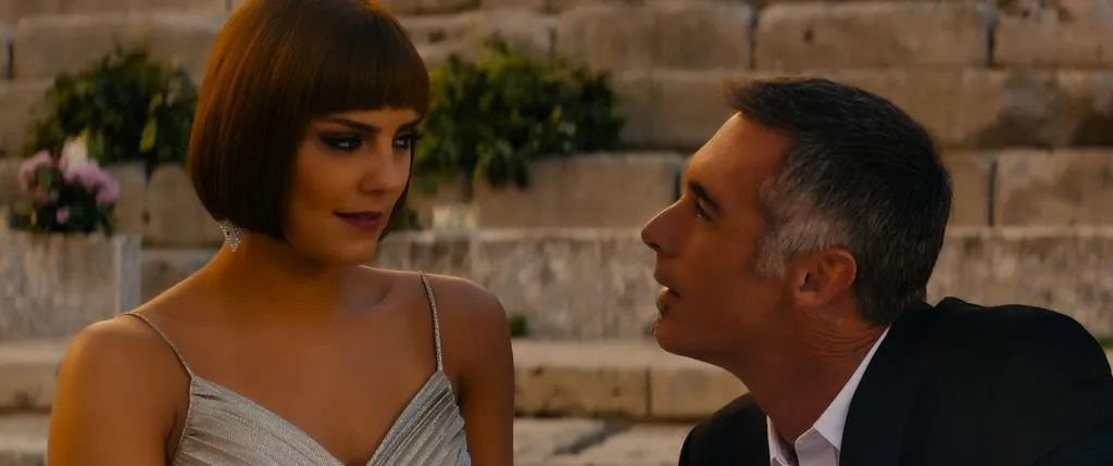 Walking on Sunshine (IMDb).