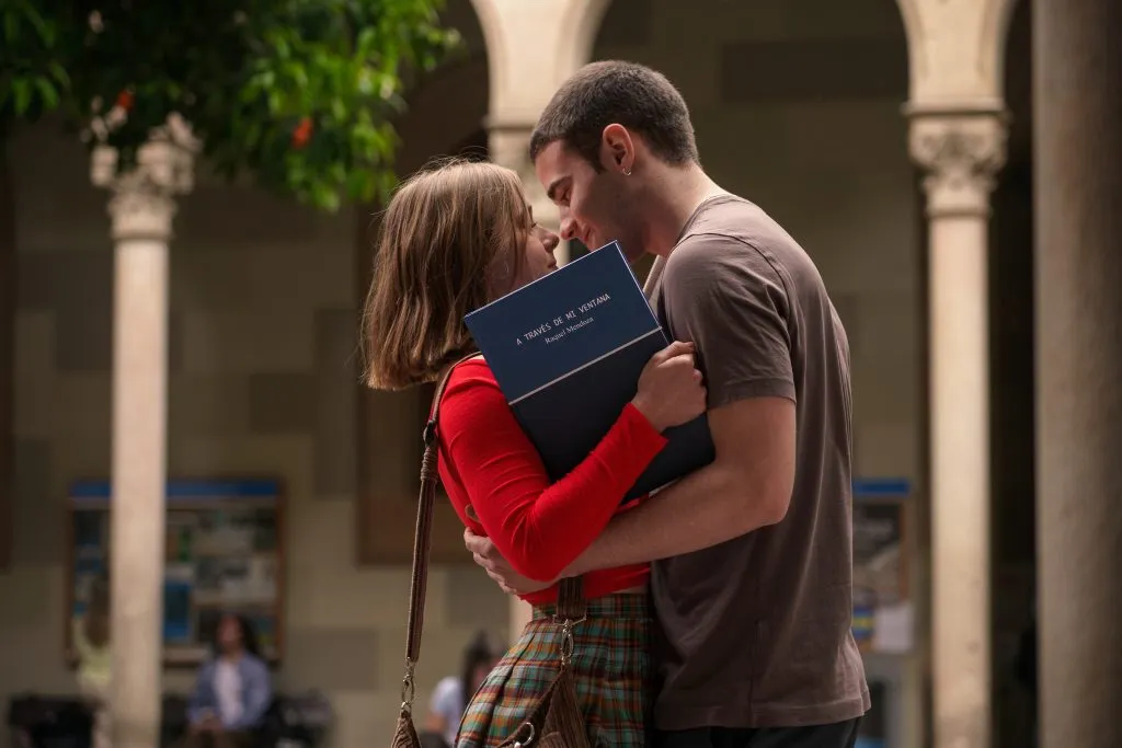 Julio Peña Fernández y Clara Galle. Foto: (Netflix)