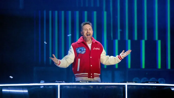 David Guetta presentó su propia versión de La Bebe