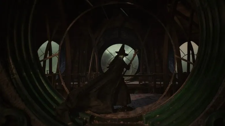 Primer vistazo a Wicked (IMDb).