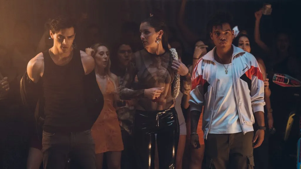 Parte del elenco de Culpa Mía. Foto: (Prime Video)