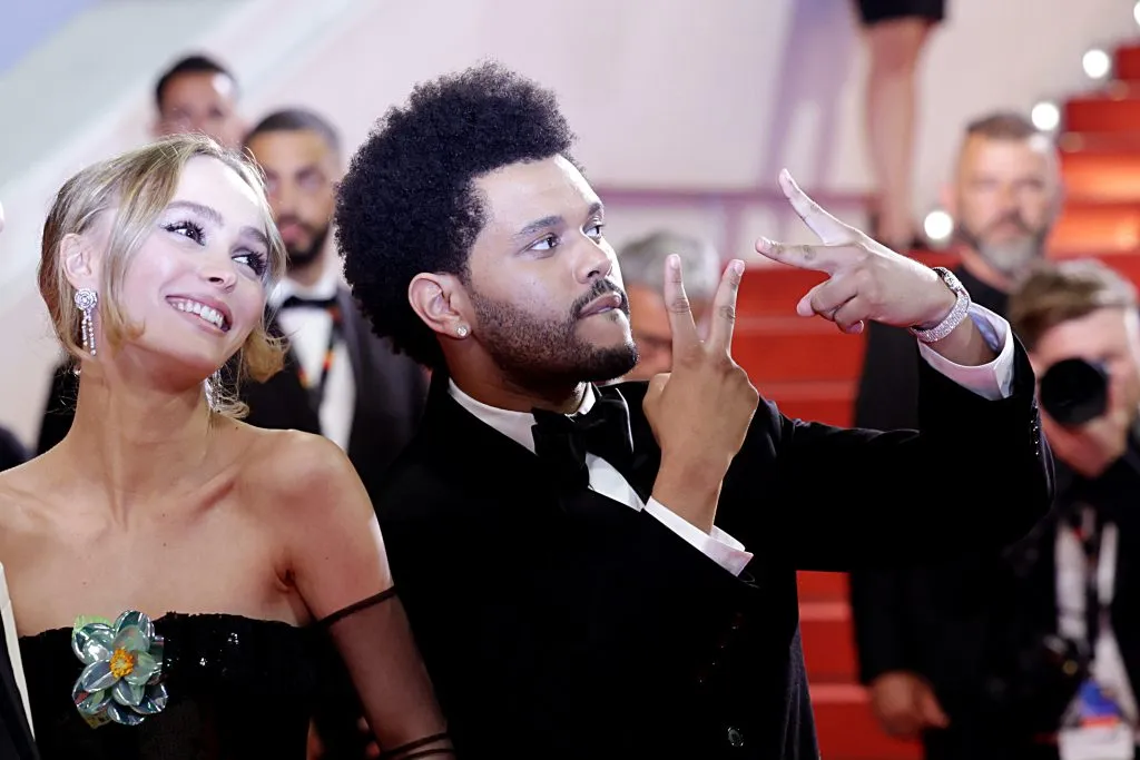 Lily-Rose Depp y The Weekend (Getty).