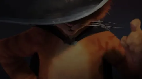 Antonio Banderas da su voz al Gato con Botas tanto en la versión en inglés como en español.