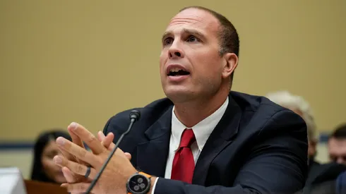 David Grusch, el exmilitar de EE.UU. que confirmó la existencia de OVNIS.