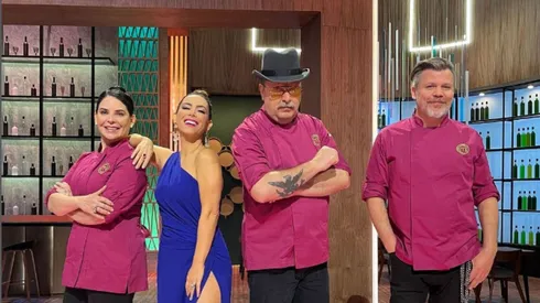 De izquierda a derecha: la Chef Zahie Téllez, la conductora Claudia Lizaldi, el Chef Herrera y el Ched Poncho Cadena.