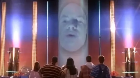 La historia del actor que interpretó a Zordon es una lección de lo que podría ocurrir en la actualidad.