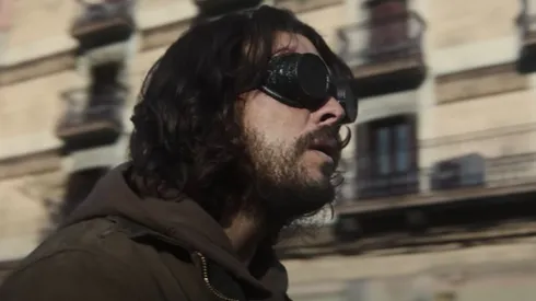 Esta cinta se desarrolla en el mismo universo que la película de 2018 con Sandra Bullock.