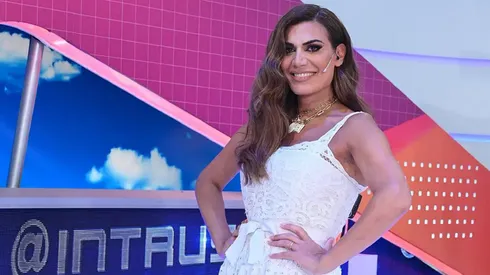 Flor de la V no está en Intrusos.