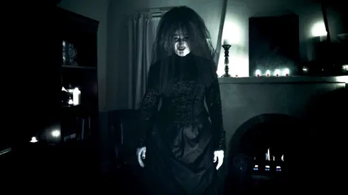 La película sigue a la familia Lambert, que atraviesa una situación escalofriante tras mudarse de casa