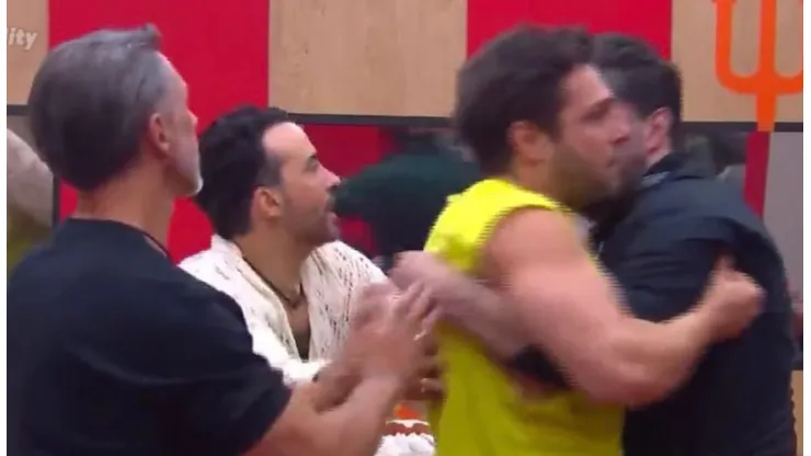 ¿Paul Stanley intentó golpear a Sergio Mayer en La Casa de los Famosos México?