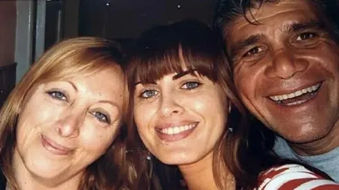 Silvina Luna junto a sus padres.