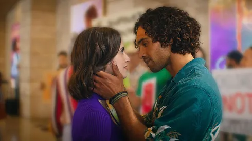 La película está protagonizada por Laura Marano