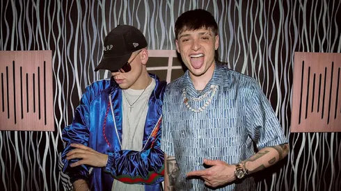 Los boletos para Peso Pluma se pueden conseguir en descuento.