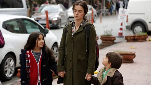 En qué streaming está la novela Mujer.