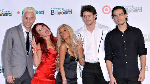 Alfonso Poncho Herrera junto a los integrantes de RBD.