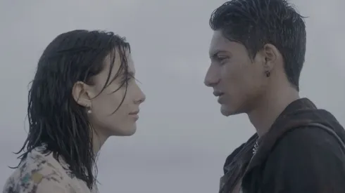 El romance de Juan y Lola enfrenta riesgos muy grandes y todo puede pasar.