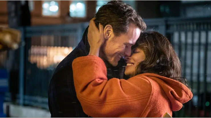 Además de Outlander, Sam Heughan ha tenido otro tipo de romances en la pantalla grande