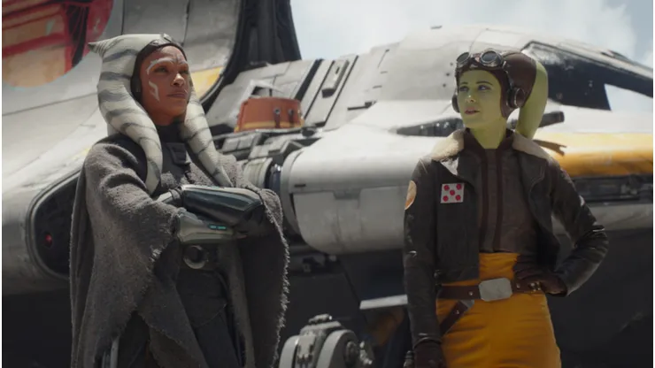 Rosario Dawson y Mary Elizabeth Winstead en Ahsoka.