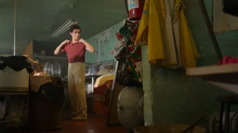 Julio se cambiará su identidad para ser "Michi Montefusco", quien tratará de enamorar a Camila Urquiza.