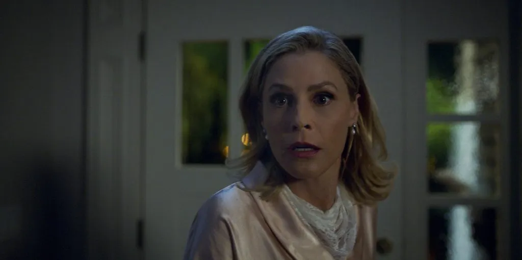 En la imagen: Julie Bowen como Pam Hughes en Totally Killer | Crédito: Prime Video