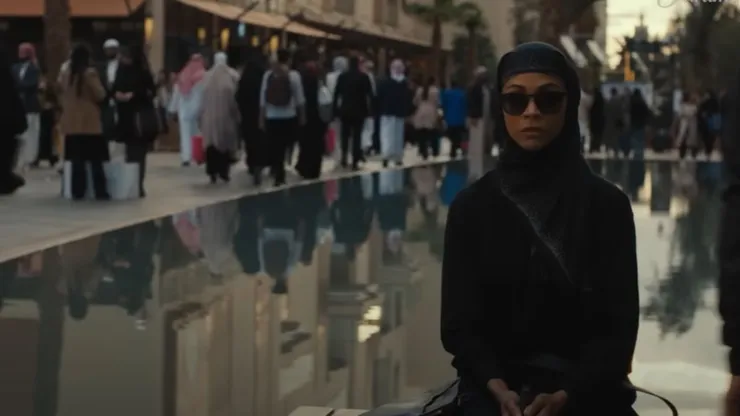 Zoe Saldaña es la protagonista de esta trepidante serie de acción.