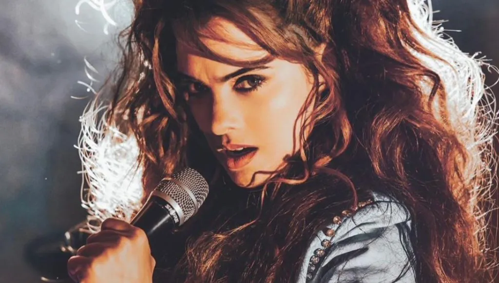 Scarlet Gruber Instagram @scarlet_gruber)