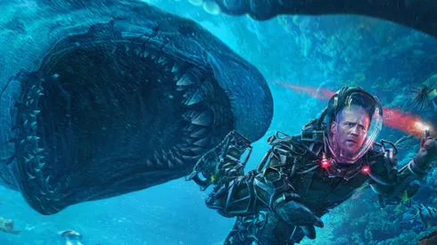 Jason Statham salva al mundo nuevamente en Megalodón 2, ¿o no?