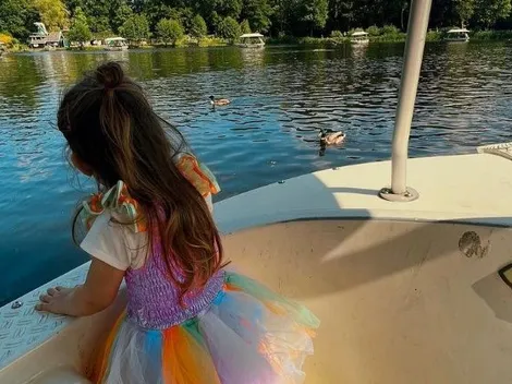 Las extrañas fotos de la hija de Gigi Hadid y Zayn que tiene incrédulos a los fans