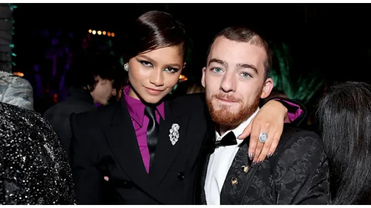 Zendaya junto a Angus Cloud.