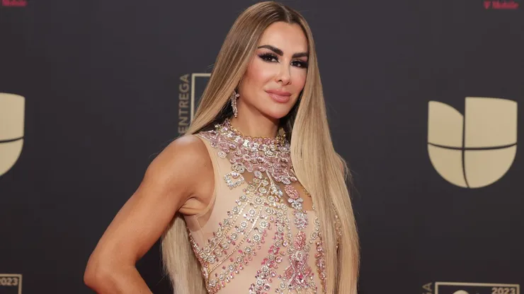 Ninel Conde regresó a ser tendencia en redes sociales debido a su apariencia.