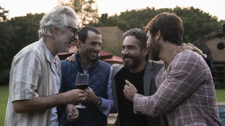 Conoce al actor español que triunfa en una de las series mexicanas más vistas de Netflix