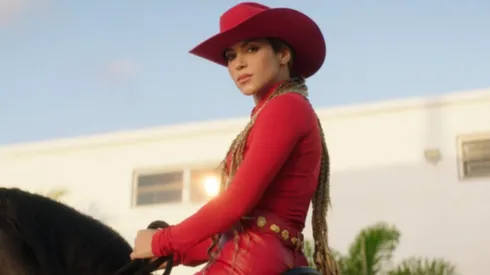 Shakira estrena ‘El Jefe’ con Fuerza Regida